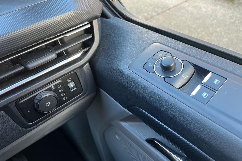 Used Ford Transit Custom 2025 for sale - 76949043: Photo 30