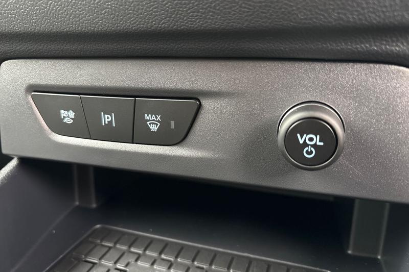 Used Ford Transit Courier 2025 for sale - 78001129: Photo 36