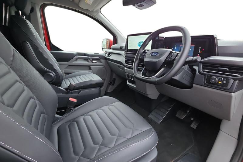 Used Ford Tourneo Custom 2025 for sale - 77088118: Photo 15