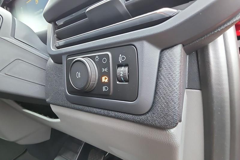 Used Ford Tourneo Custom 2025 for sale - 77088118: Photo 29