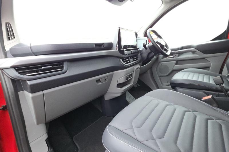 Used Ford Tourneo Custom 2025 for sale - 77088118: Photo 4