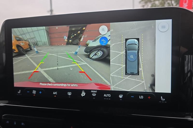 Used Ford Tourneo Custom 2025 for sale - 77088118: Photo 40