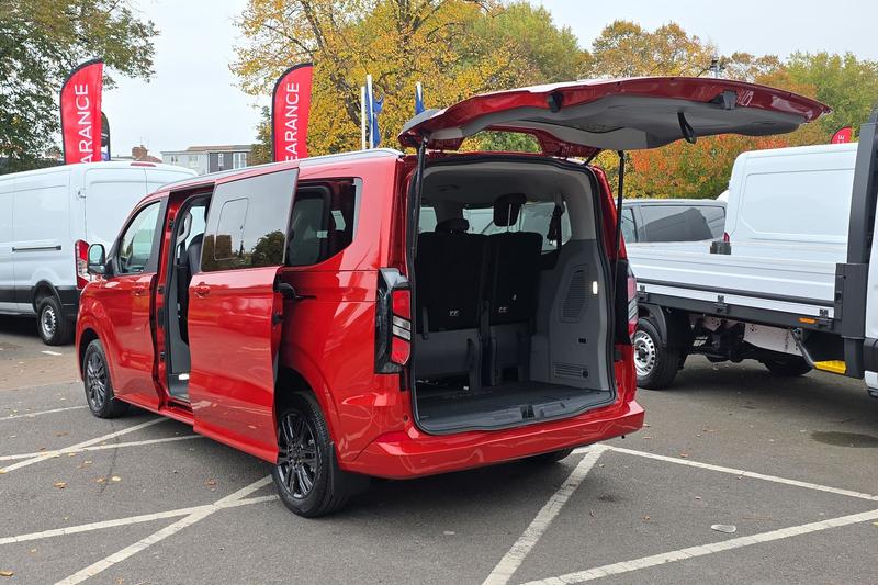 Used Ford Tourneo Custom 2025 for sale - 77088118: Photo 8