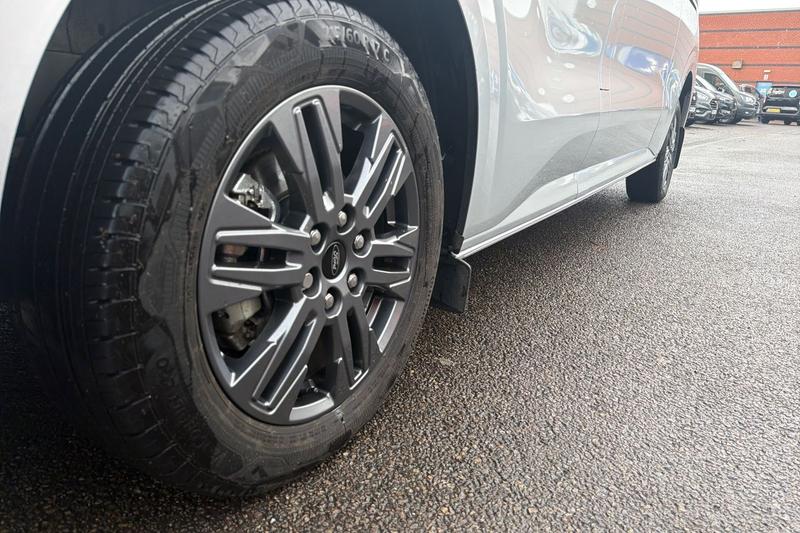 Used Ford Tourneo Custom 2025 for sale - 76738970: Photo 16