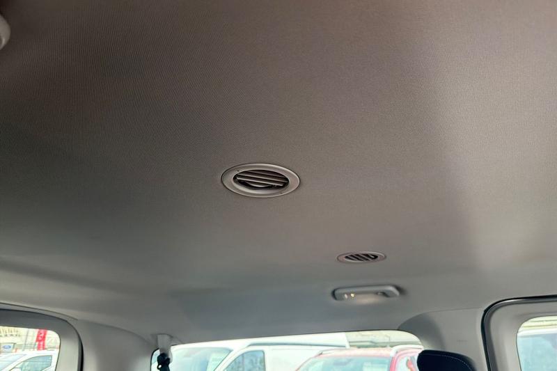 Used Ford Tourneo Custom 2025 for sale - 76738970: Photo 24