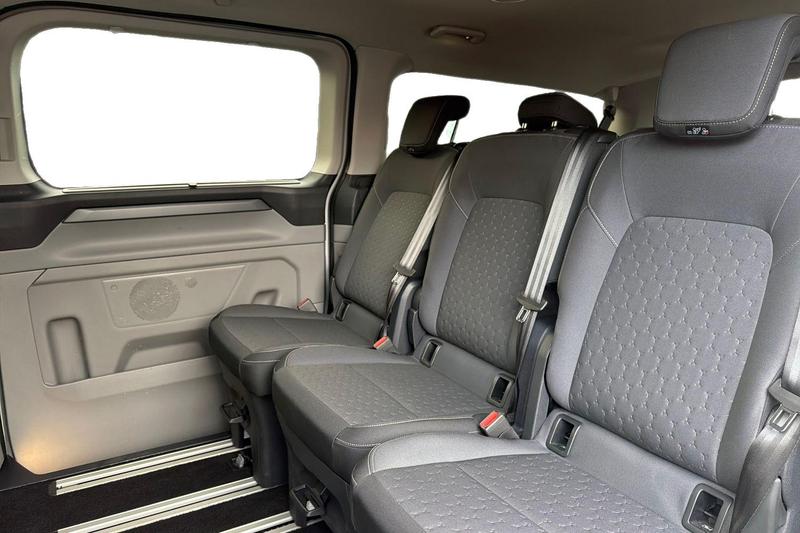 Used Ford Tourneo Custom 2025 for sale - 76738970: Photo 4
