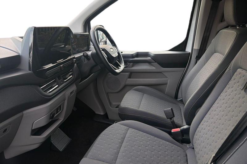 Used Ford Tourneo Custom 2025 for sale - 76738970: Photo 9