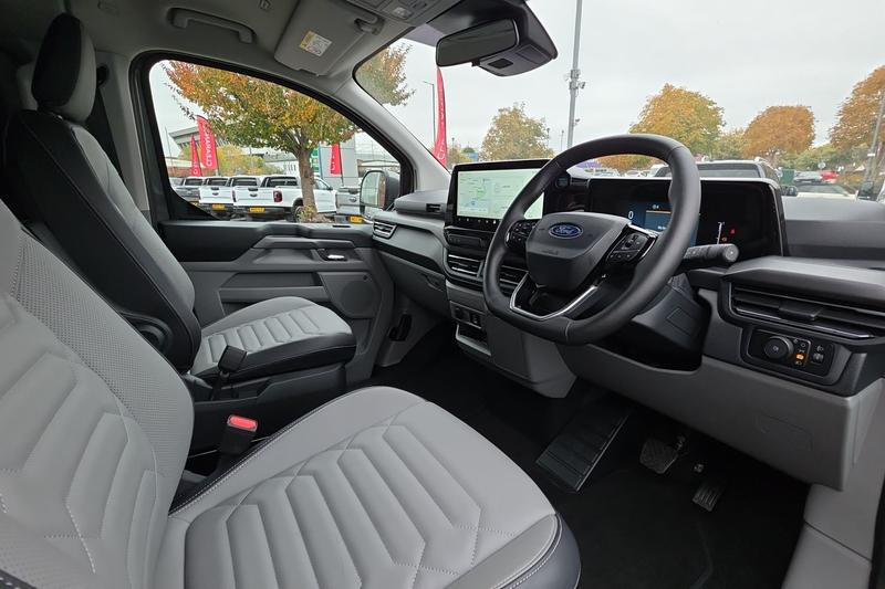 Used Ford Tourneo Custom 2025 for sale - 77435071: Photo 14
