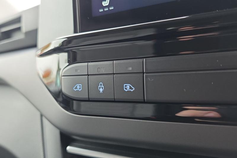 Used Ford Tourneo Custom 2025 for sale - 77435071: Photo 35