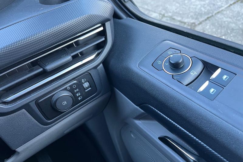 Used Ford Transit Custom 2025 for sale - 76908580: Photo 29