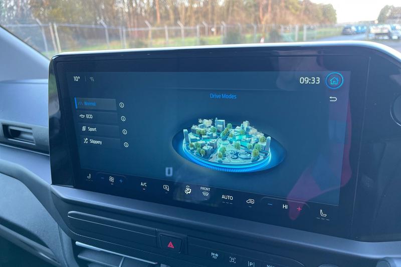 Used Ford Transit Custom 2025 for sale - 76908580: Photo 38