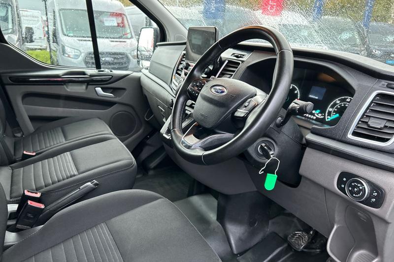 Used Ford Transit Custom 2023 for sale - 76690819: Photo 15