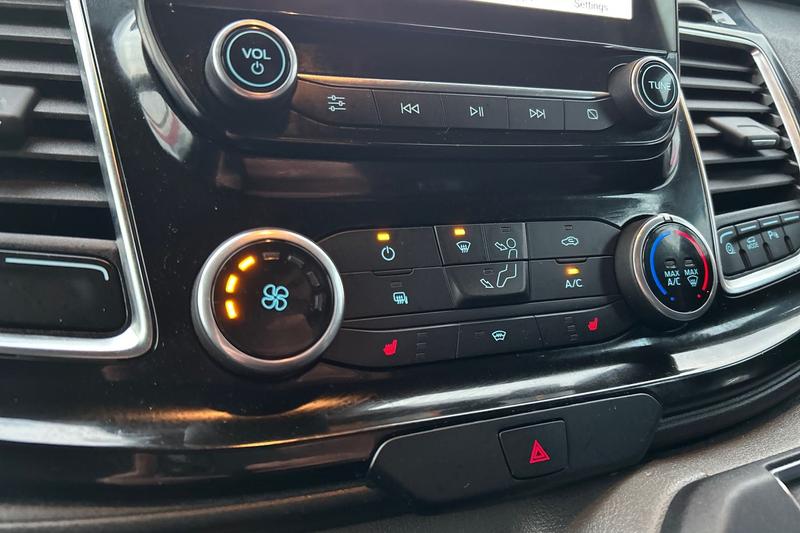 Used Ford Transit Custom 2023 for sale - 76690819: Photo 41