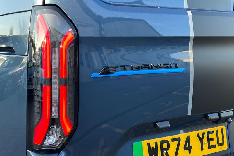 Used Ford Transit Custom 2024 for sale - 76545415: Photo 21