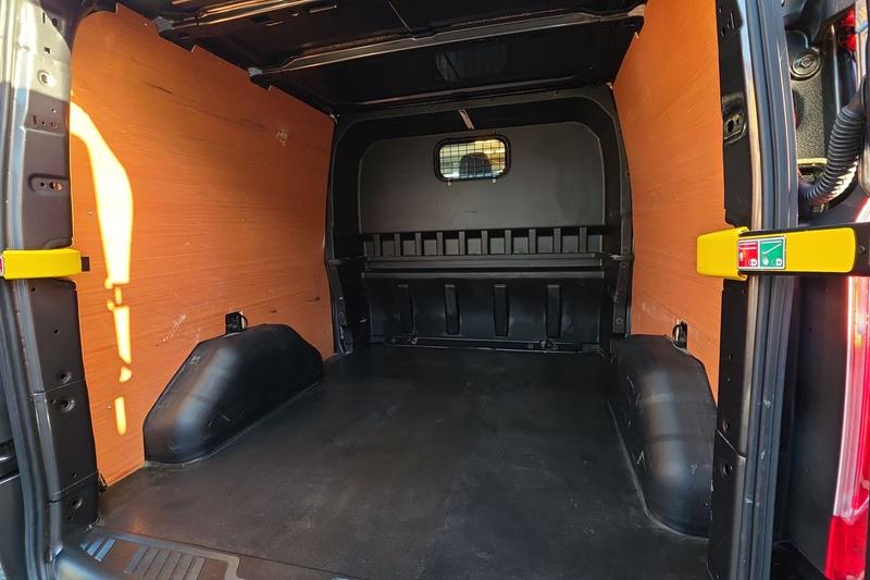 Used Ford Transit Custom 2023 for sale - 77148088: Photo 4