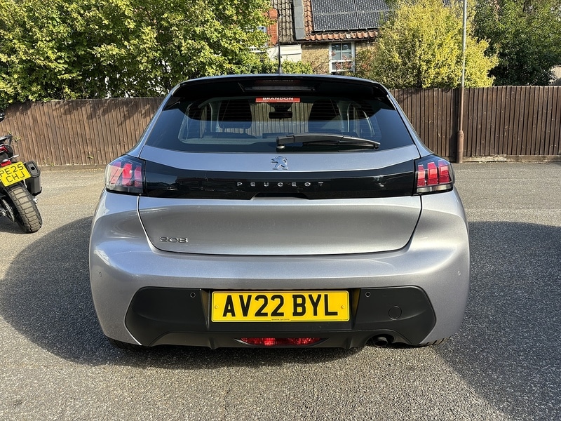 Used Peugeot 208 2022 for sale - 76128105: Photo 5