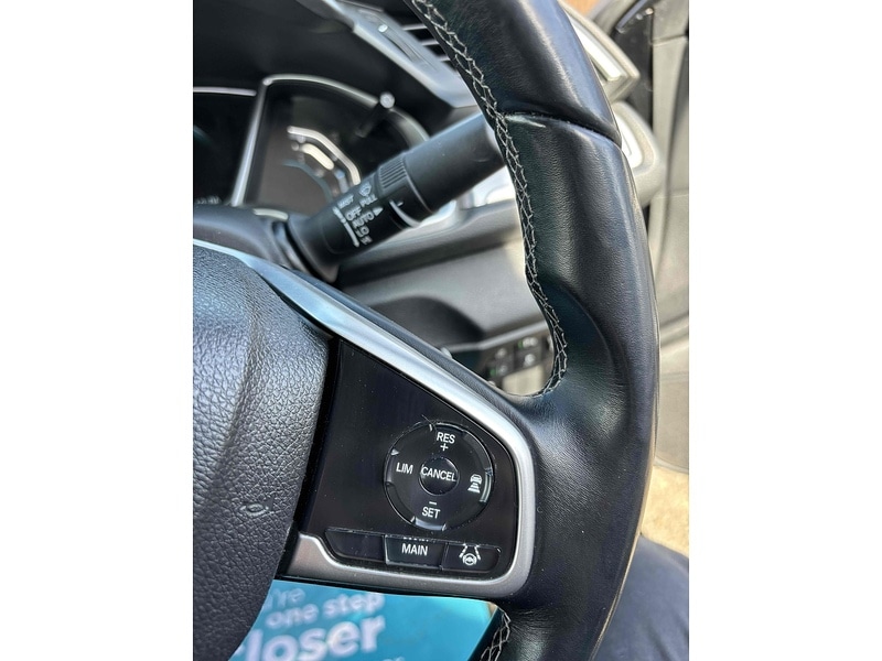 Used Honda Civic 2018 for sale - 76128103: Photo 18