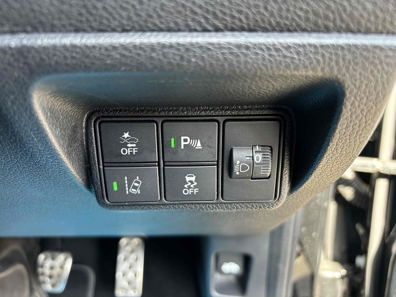 Used Honda Civic 2018 for sale - 76128103: Photo 19