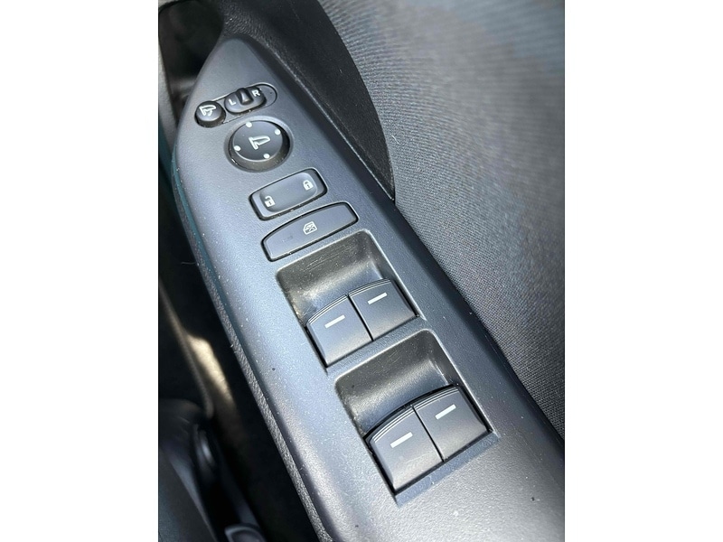 Used Honda Civic 2018 for sale - 76128103: Photo 20