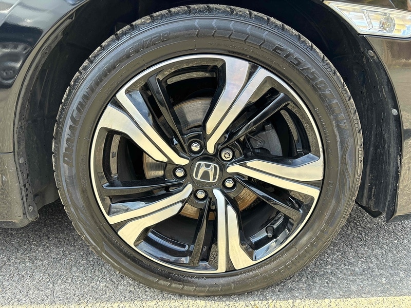Used Honda Civic 2018 for sale - 76128103: Photo 8
