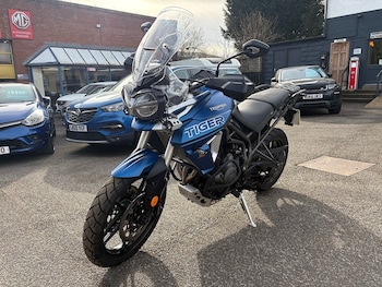 Used Triumph TIGER 2018 for sale - bike-77917327: Photo