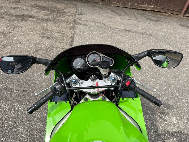 Used Kawasaki NINJA ZX 9 1999 for sale - 78754578: Photo 11