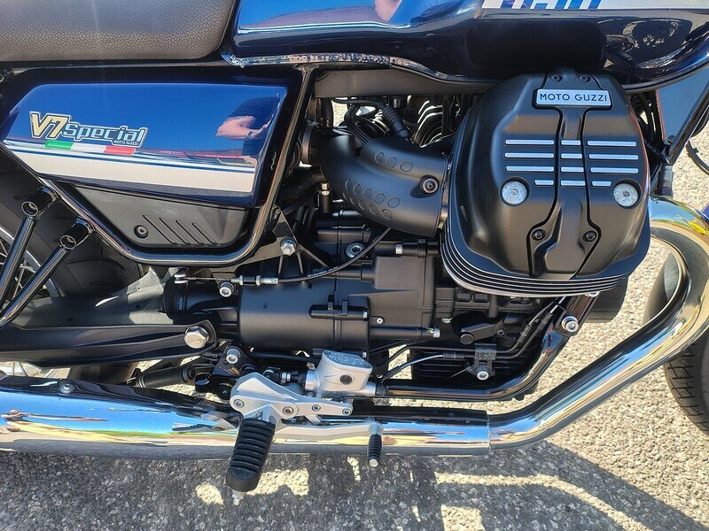Used Moto Guzzi V7 III 2022 for sale - 78473063: Photo 8