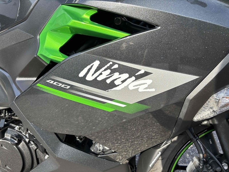 Kawasaki Ninja 400