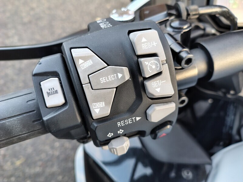 Kawasaki Ninja 1000SX