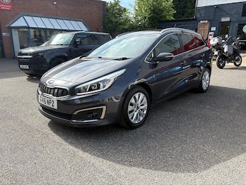 Used Kia Ceed 2016 for sale - 79606111: Photo