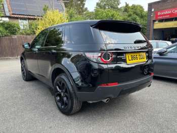 Used Land Rover Discovery Sport 2017 for sale - 74854590: Photo