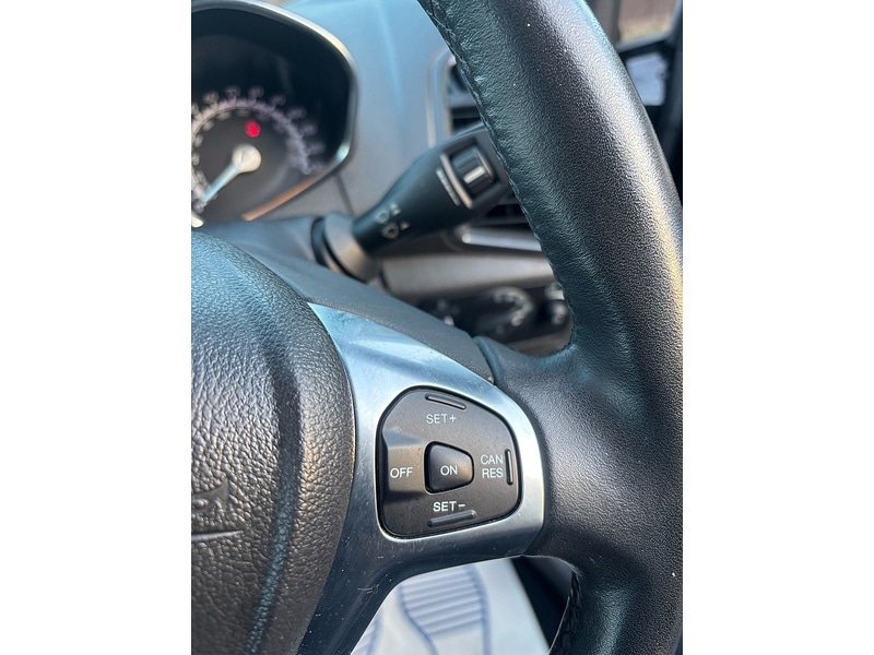 Used Ford Ecosport 2017 for sale - 76910730: Photo 16