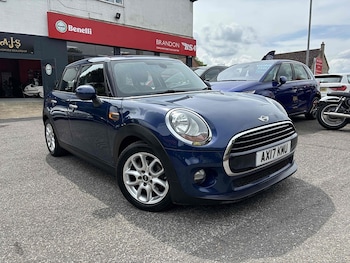Used MINI Hatch 2017 for sale - 75496760: Photo