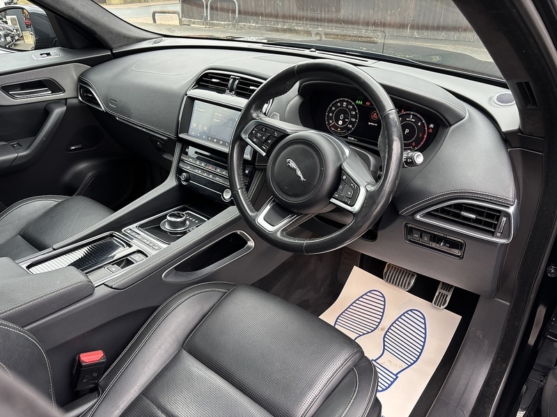 Used Jaguar F-Pace 2020 for sale - 76253246: Photo 10