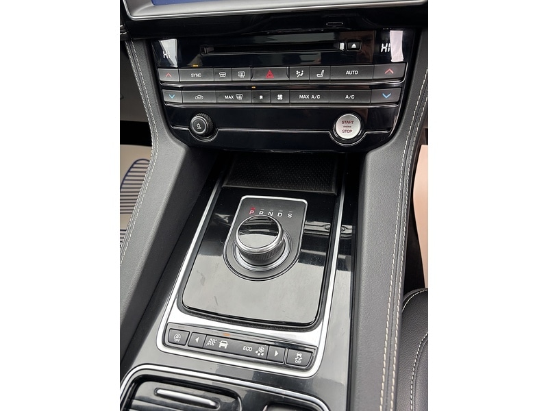 Used Jaguar F-Pace 2020 for sale - 76253246: Photo 15