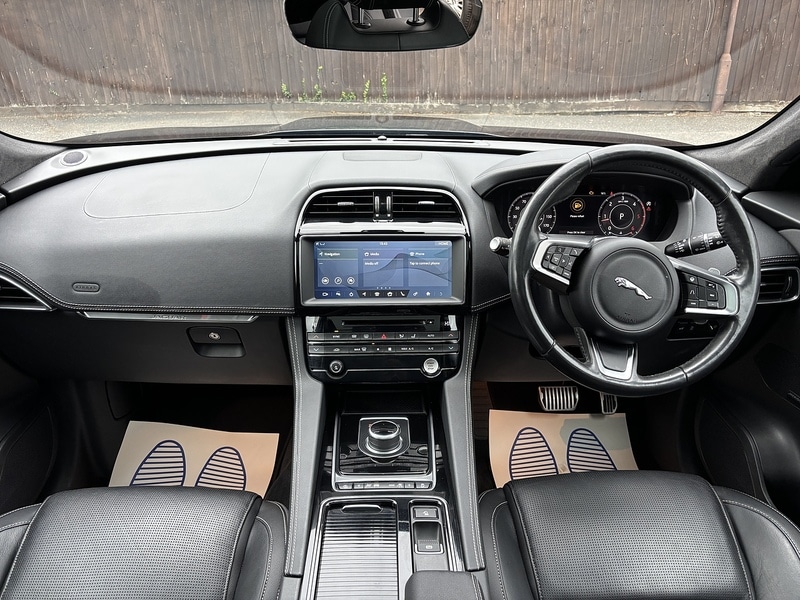 Used Jaguar F-Pace 2020 for sale - 76253246: Photo 9