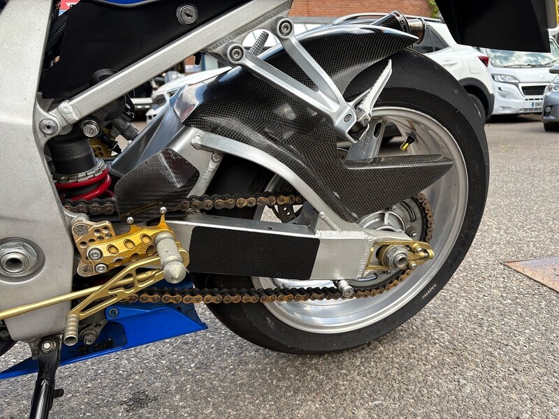 Used Suzuki GSX-R 2003 for sale - 78534327: Photo 11