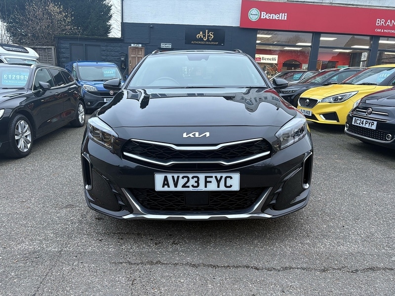 Used Kia XCeed 2023 for sale - 77342307: Photo 2