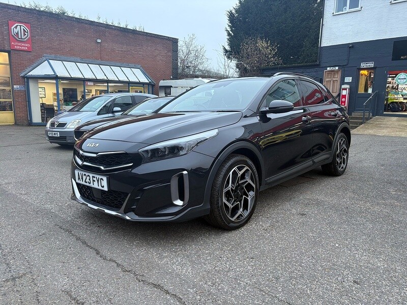 Used Kia XCeed 2023 for sale - 77342307: Photo 3