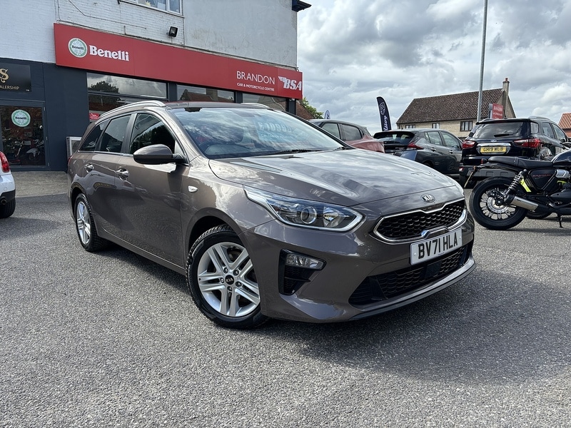 Used Kia Ceed 2021 for sale - 76128106: Photo 1