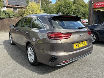 Used Kia Ceed 2021 for sale - 76128106: Photo 4