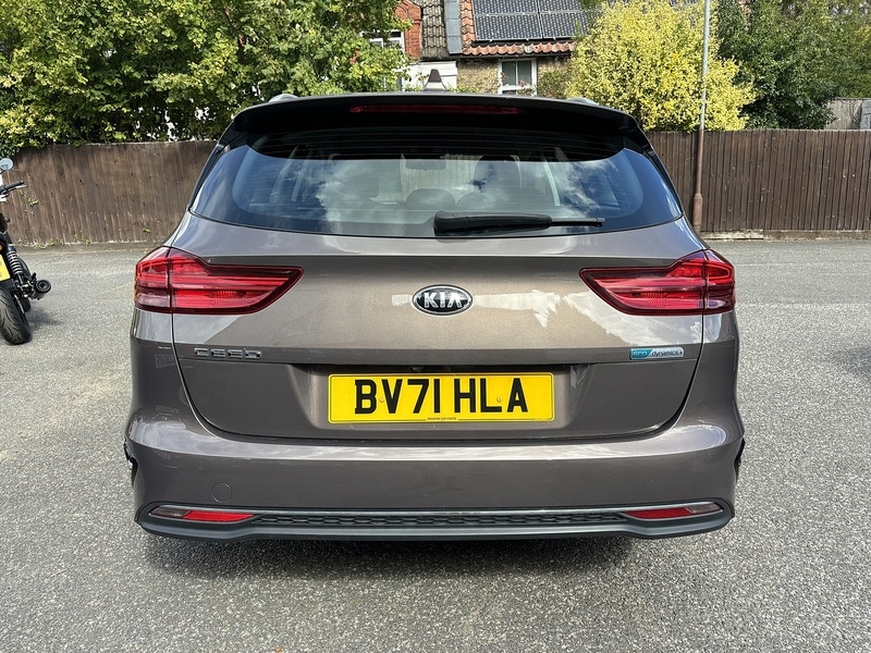Used Kia Ceed 2021 for sale - 76128106: Photo 5