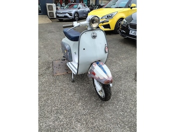 Used Lambretta J125 Super starstream 1982 for sale - bike-78210758: Photo