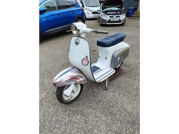 Used Lambretta J125 Super starstream 1982 for sale - bike-78210758: Photo