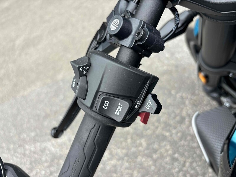 CFMOTO 700CL-X Sport