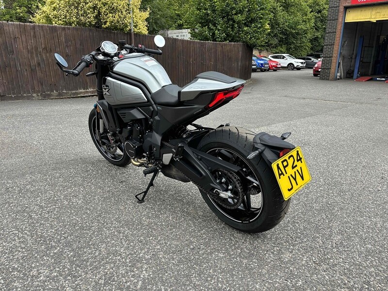 CFMOTO 700CL-X Sport