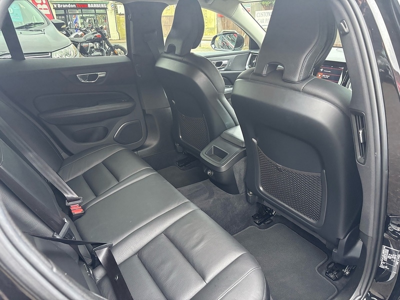 Used Volvo V60 2018 for sale - 76924060: Photo 11