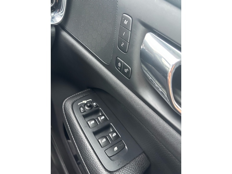 Used Volvo V60 2018 for sale - 76924060: Photo 20