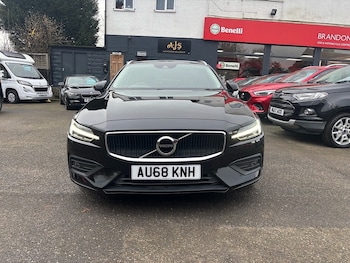 Used Volvo V60 2018 for sale - 76924060: Photo