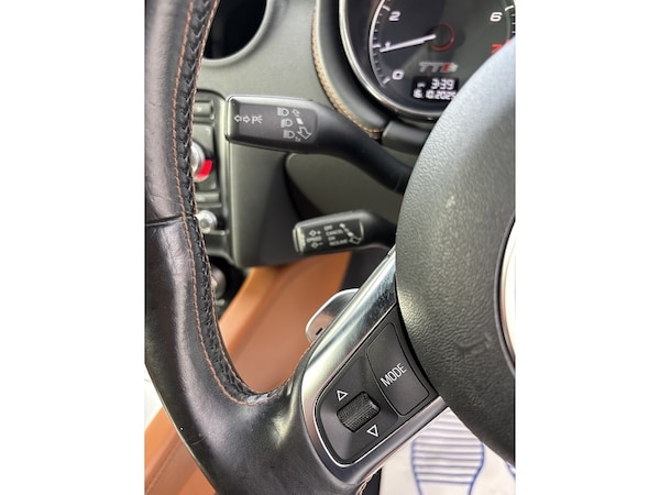 Used Audi TT 2011 for sale - 76304471: Photo 14